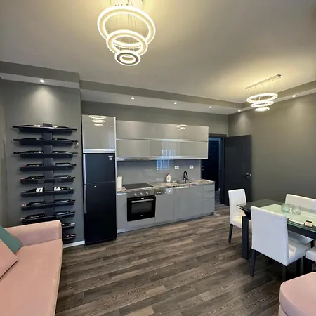 شقة Briland Apartament ساراندا