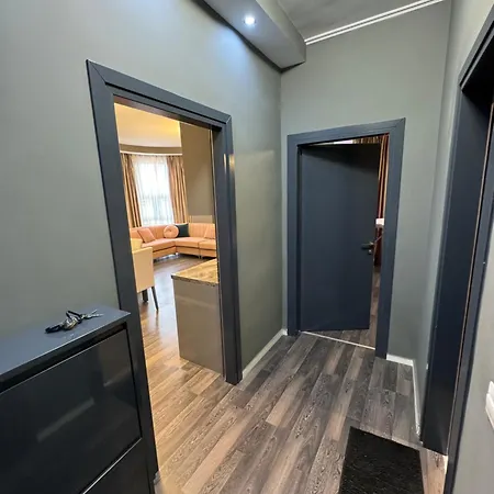 Briland Apartament ساراندا